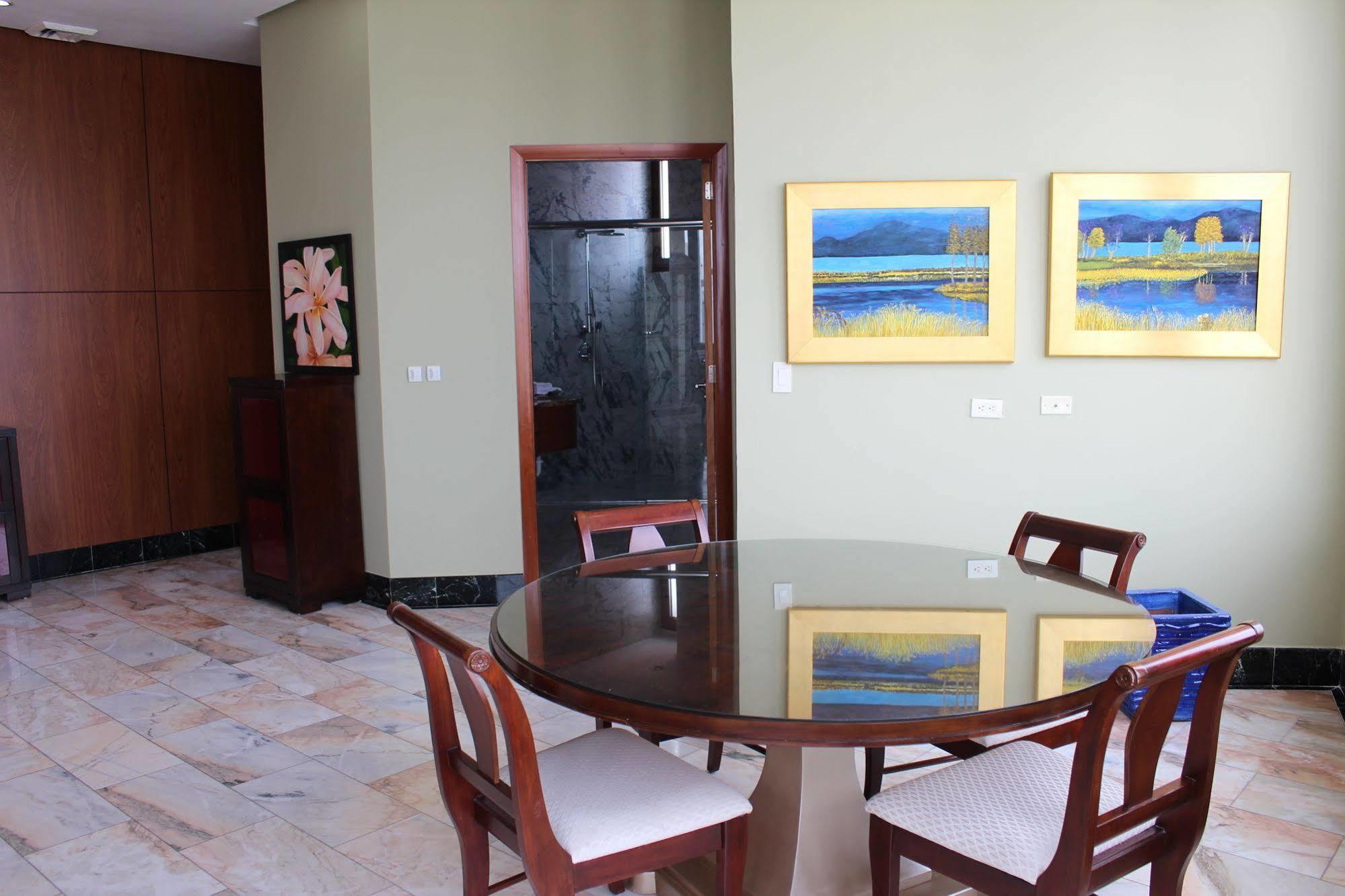 Torres De Alba Hotel & Suites Panamá Exteriér fotografie